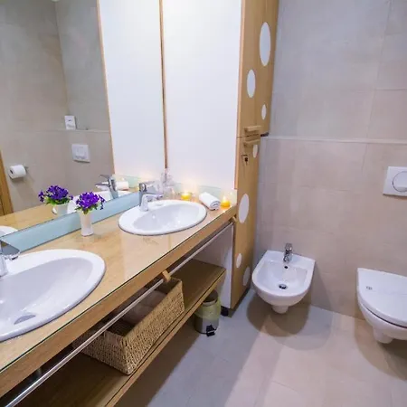 Peninsula Luxury 3*
